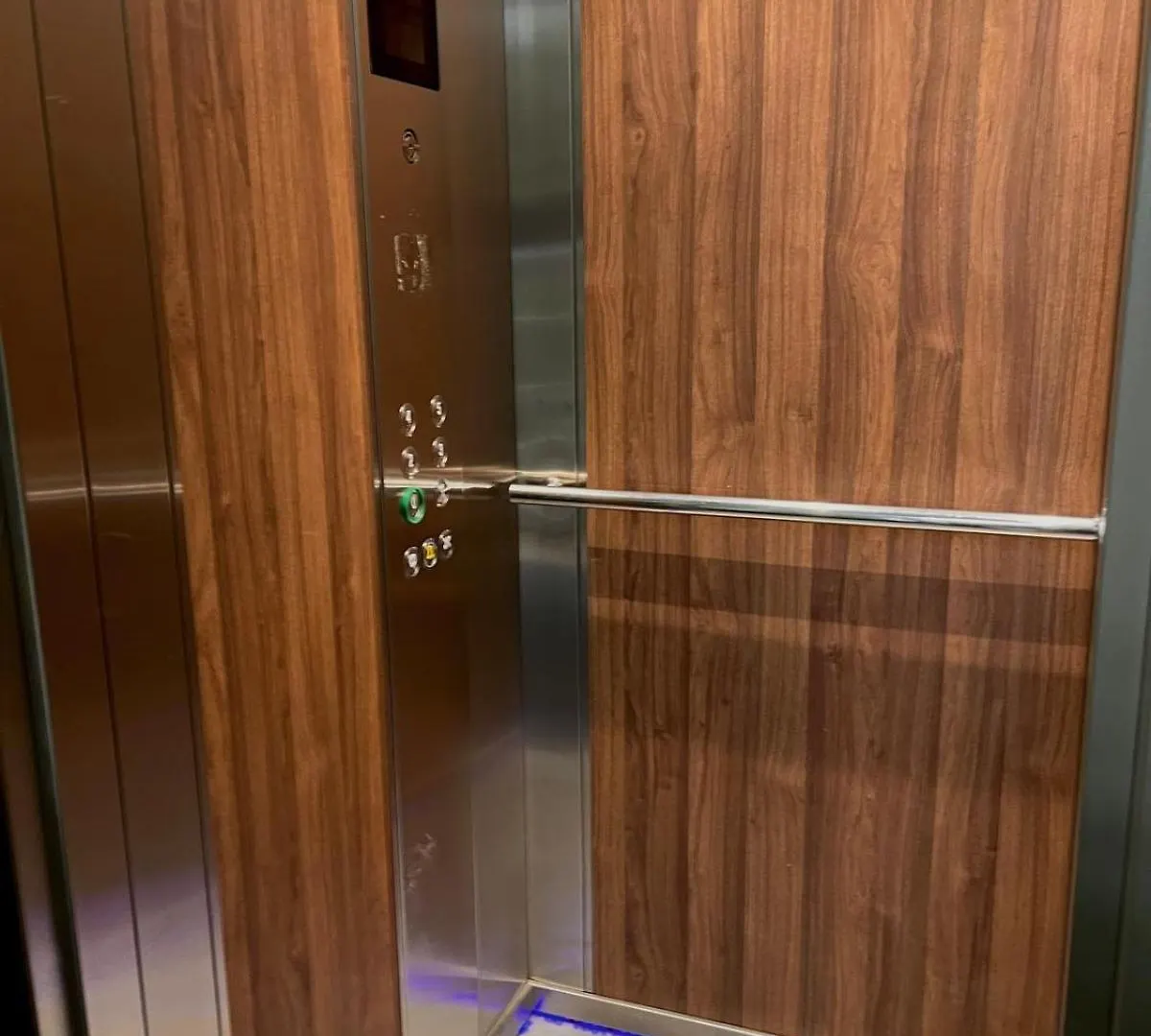 Special 1 Bed Room Condo Warszawa Center Warsaw